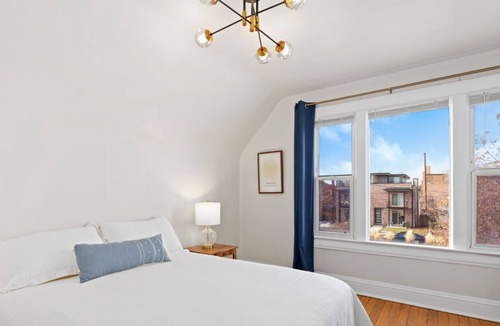 Washington Park West House | Walk to Dining, Shops, Coffee, & More - Washington Park West