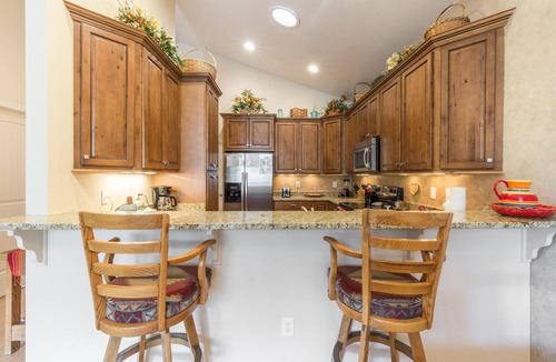 Ouray House | Walk to Downtown + Ouray Hot Springs | Private Balcony