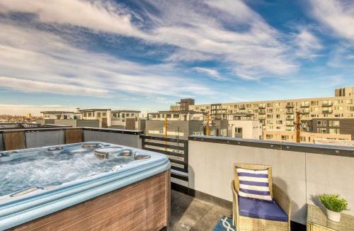 West Colfax House | Walk to Empower Field: Townhome w/Hot Tub!