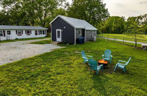 Huron House | Walk to Lake Erie Renovated 2BR Huron Home Near Cedar Point & Kalahari
