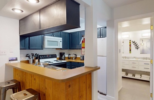 Angel Fire Condo | Walk to Lifts | WiFi | Mountain Spirits 217
