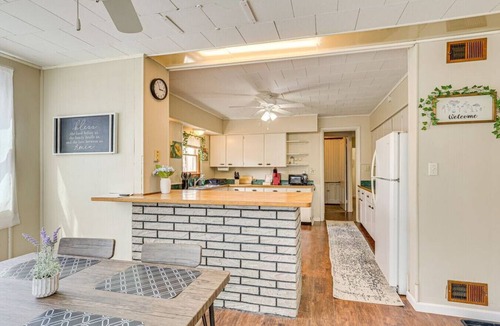 Medina Apartment | Walk to Medina Square - Historic 1880 Home!