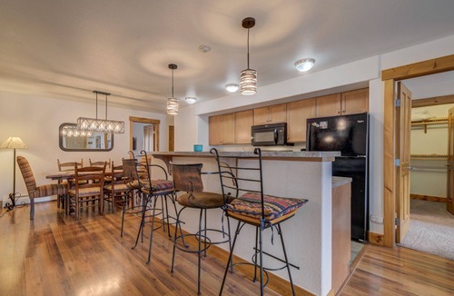 Downtown Steamboat Springs Condo | Walk to Ski area, Heart of Downtown Steamboat, & Free Bus Route!