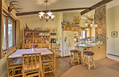 Frisco House | Walk to Town: Updated Frisco Cabin w/2 Decks!
