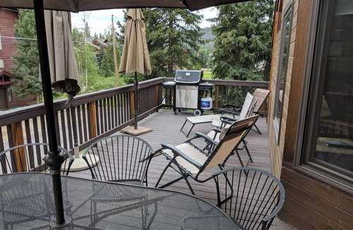 Old Town Ski Chalet | Walk to Winter Park Lifts - Private Hot Tub - Pet Friendly - Custom Duplex