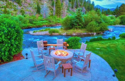 Breckenridge House | Waterfront, 10min>Ski, Spa, Game Rm, 3 car heat gr