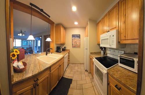 Lakeside Village Condo | Waterfront Escape Surrounded by Nature & Mtns. Min from Golf. 2BR/2BA Prv Patio
