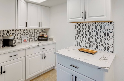 Lake Elsinore House | Waterfront Getaway on Lake Elsinore w/Swim Spa