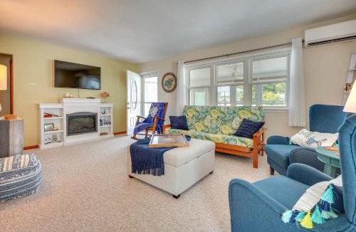 Lakeview House | Waterfront Lakeview Cottage w/Dock & Lift!
