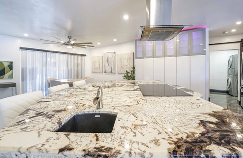 Lighthouse Point House | Waterfront Luxe 3BR Pool, Hot Tub & Dock