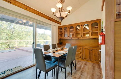Mariposa Cottage | Waterfront Mariposa Vacation Rental w/Hot Tub