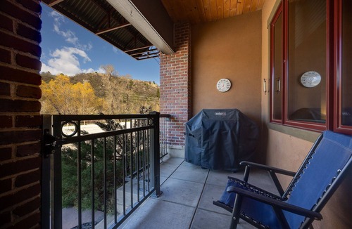 Downtown Steamboat Springs Condo | WATRI | Newly Listed | A/C | Downtown | Yampa River Views | Gas Grill | Pet Frie
