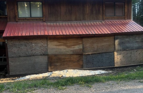 Beaver Condo | We offer an allergy free environment. No pets. No smoking or vaping.