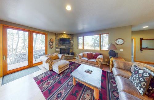 The Reserve House | Western Wild Flower