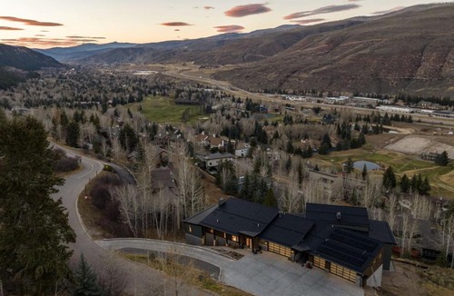 Eagle-Vail House | Whiskey Hill Luxury Retreat Hot tub Mountain Views
