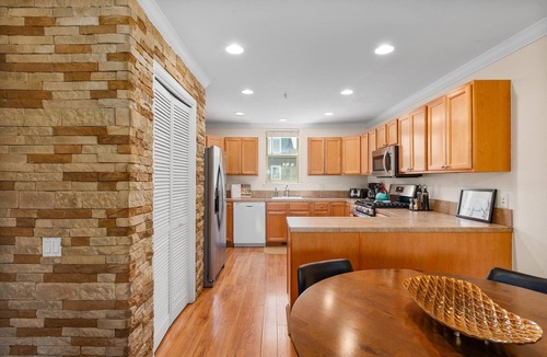 Basalt House | Willits Lakeside Townhome, 18 miles to Aspen