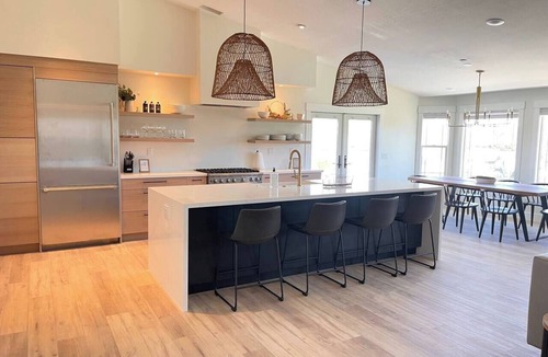 Templeton House | Wine Country Retreat - 5 min drive to wineries!