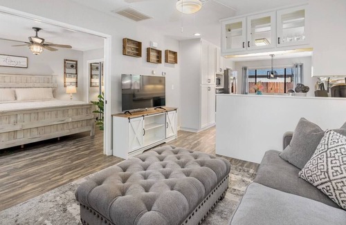 Templeton Cottage | Wine Down Getaway-Near Wineries & Tin City