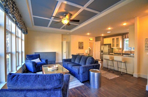 Paso Robles House | Winery Row Pickleball Court Peaceful Hamlet