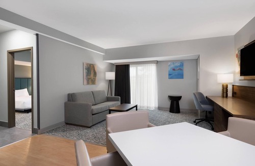 Geneva Hotel | Wingate by Wyndham Geneva at SPIRE Academy
