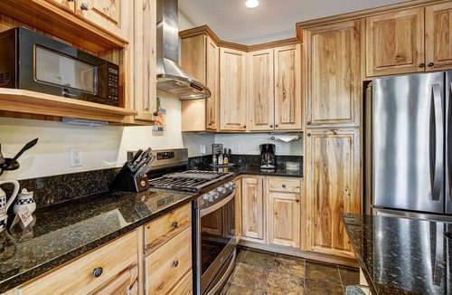 Winter Park House | Winter Park 4BR — Hot Tub, River Views & Downtown