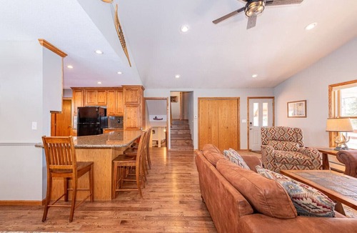 Grand Country Estates Cabin | Winter time escape in the Rockies