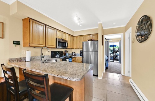 Wolf Creek Condo | Wolfstone Basecamp | Cozy Eden Condo with Pool & Hot Tub