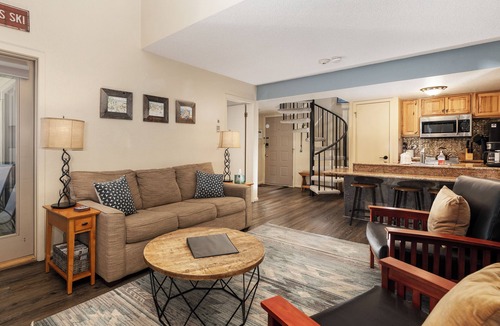 Silvercreek Condo | Wonderful 2 bedroom, pet friendly, ski-in/ski-out