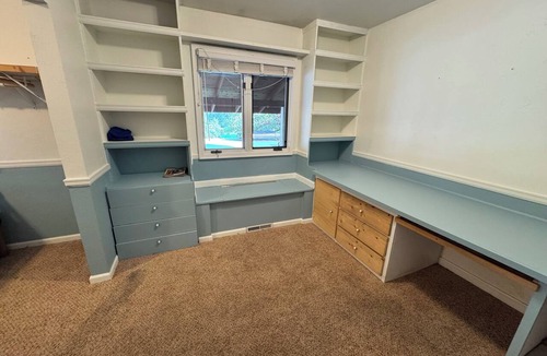 Gunnison House | Wonderful home! 4-bedroom 3 full bath, in heart of Gunnison for your getaway.