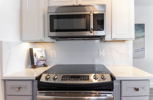 East Ocean Ave Condo | Wonderful waterfront tranquility