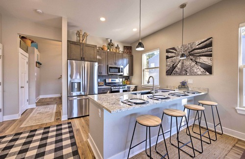 Woodland Park House | Woodland Park Escape: Hot Tub & Mtn Views 331446