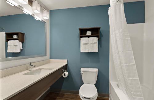 Fort Collins Hotel | WoodSpring Suites Fort Collins