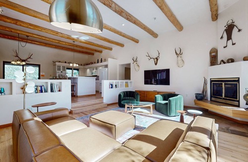 Snowmass Village House | Woody Creek Home with 3BR + Kids Room