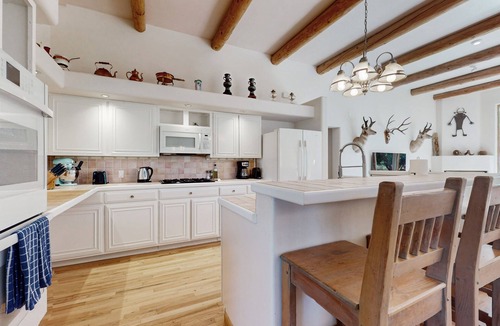 Snowmass Village House | Woody Creek Home with 3BR + Kids Room