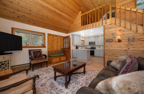 Granby Cabin | Wraparound Porch, 3-Bed + Loft & Pet Friendly! Close to Lake Granby and Highland Marina