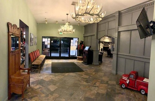 El Portal Hotel | Yosemite View Lodge