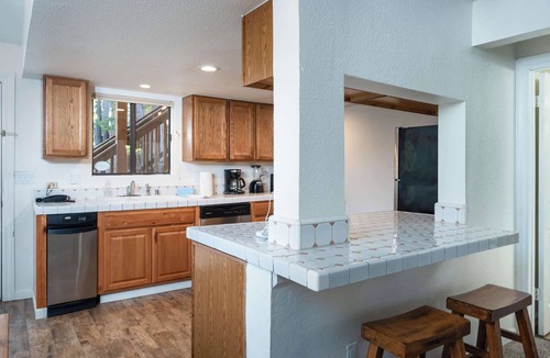 Yosemite West House | Yosemite West Home Inside Park Gates Sleeps 6