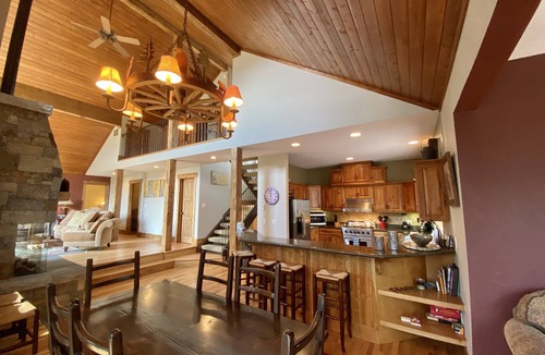 Mount Crested Butte House | Your family wants to relax in the mountains from the deck @ Montaña Azul, Mt CB!
