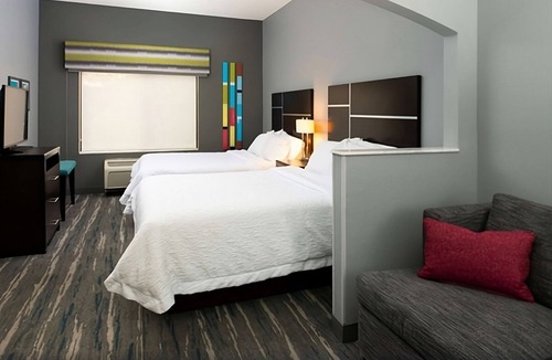 Glenwood Springs Hotel | Your Gateway to Glenwood Springs! Free Breakfast, Pool, Free Parking!