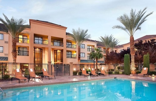 Las Vegas Hotel | Your Home Away From Home! 2 Convenient Units, Pool, Pets Allowed