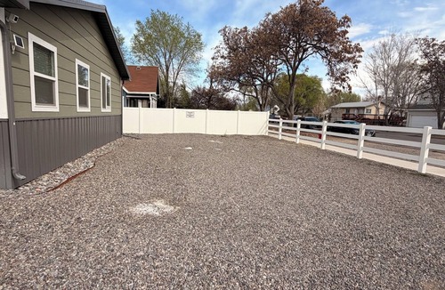 Delta House | Your Home Away From Home Quiet, Modern, & Open 1
