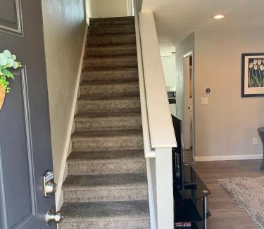 Jewell Heights - Hoffman Heights House | Your home close to Anshutz and DIA