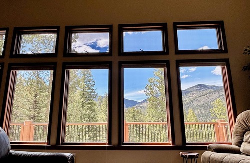 Evergreen House | Your Mountain Retreat - Nestled in the Forest