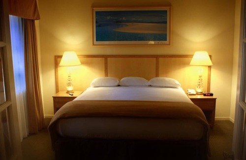 Avila Beach Resort | Your Relaxing Getaway Awaits! 3 Comfortable Units, Full Kitchen, Pool