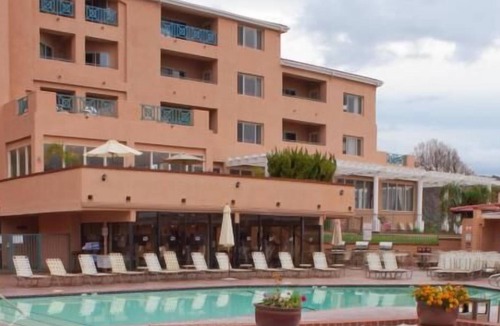 Avila Beach Resort | Your Relaxing Getaway Awaits! 3 Comfortable Units, Full Kitchen, Pool