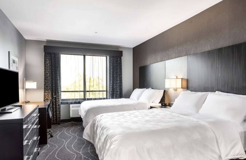 Milpitas Hotel | Your Silicon Valley Base | Rooftop Views & Fitness