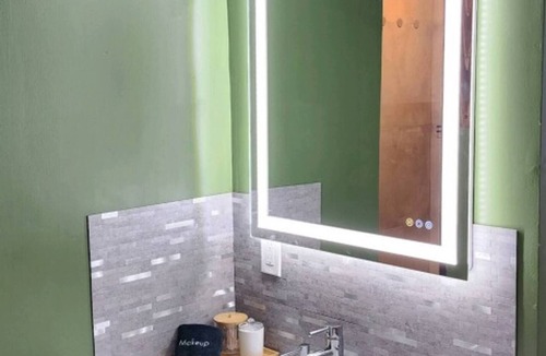 Midtown Apartment | Zen Retreat-Jacuzzi, kitchenette, Walk to fun