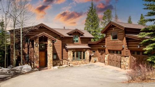 The Highlands House | Zendo by AvantStay