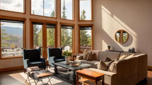 The Highlands House | Zendo by AvantStay