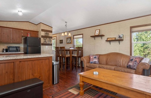 Grand Lake House | Zig Zag Retreat - Pet Friendly - Cozy Escape Near Lakes & Rocky Mountain National Park